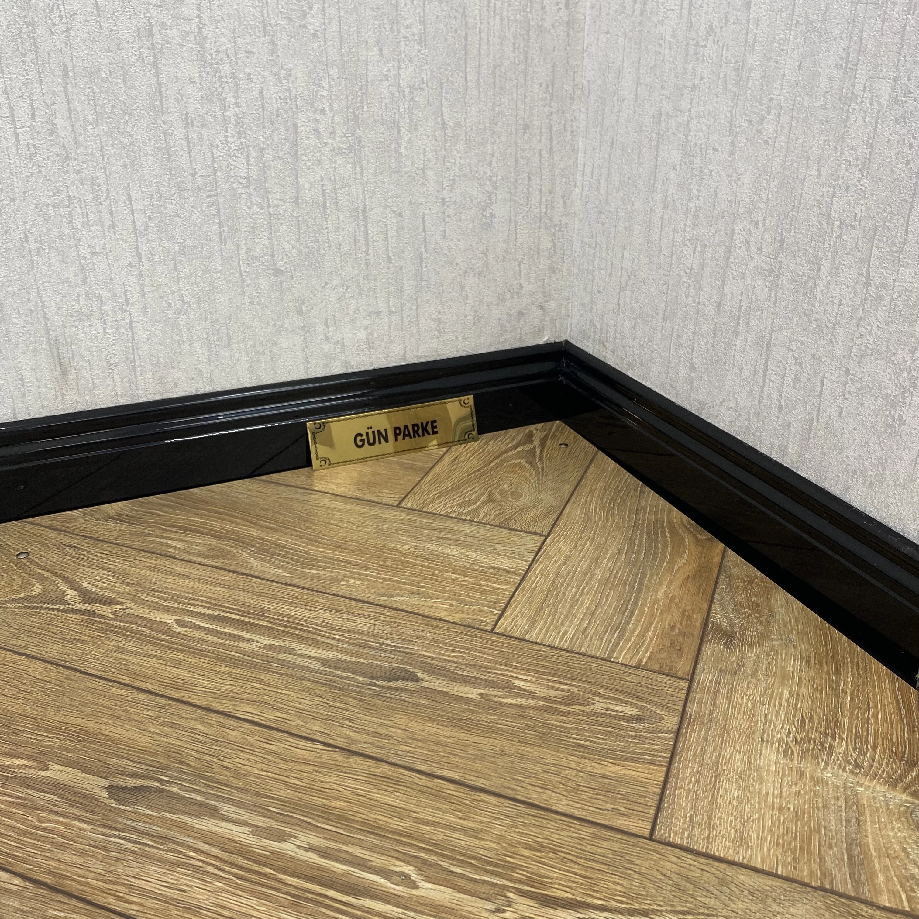 Aston Louis Balıksırtı Silverado dark oak